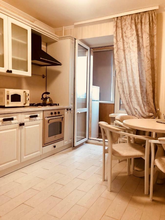 Classic Apartment Boryspil Zewnętrze zdjęcie